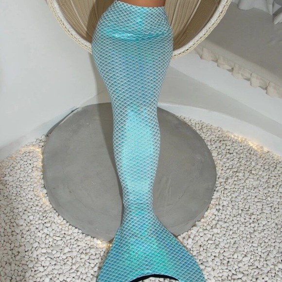 Other - Women’s Blue Scale Mermaid Skirt NWT